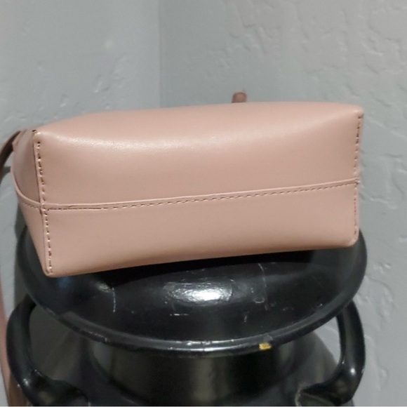 SAMARA PEONY PINK BLUSH CROSSBODY BAG - Picture 5 of 7